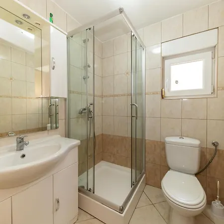 House Tanja By Belmont Realty Apartmán