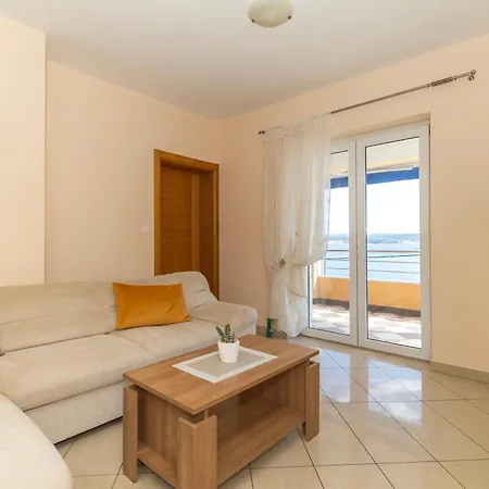 House Tanja By Belmont Realty *