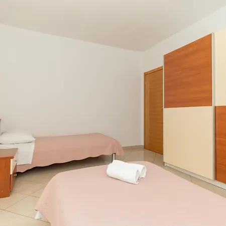 House Tanja By Belmont Realty Apartmán *