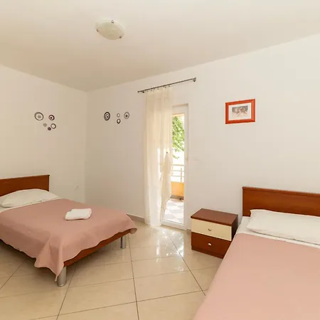 House Tanja By Belmont Realty *