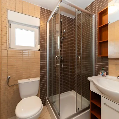 House Tanja By Belmont Realty